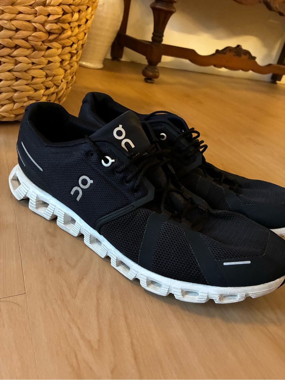 On Running Cloud Black Mesh Sneakers with White Sole size 12.5